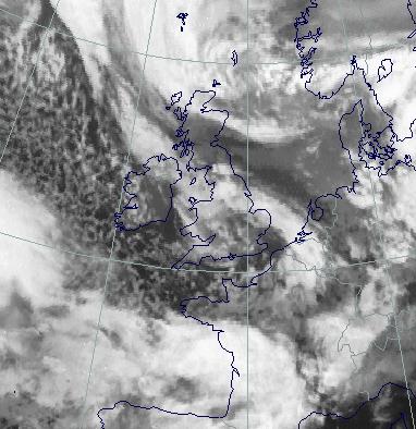 7.4.2 Praktijksituatie 13 februari 1997 Fig 3: IR-beeld 13 februari 1997 06:00 UTC: comma Fig 4: WV-beeld 13 februari 1997 06:00 UTC: comma In figuur 3 en 4 is respectievelijk het IR en WV-beeld
