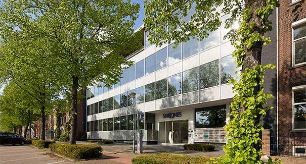 CONTACT Boek & Offermans Bedrijfsmakelaars B.V. Kaldenkerkerweg 20 5913 AE Venlo T 077-398 1260 venlo@boek-offermans.