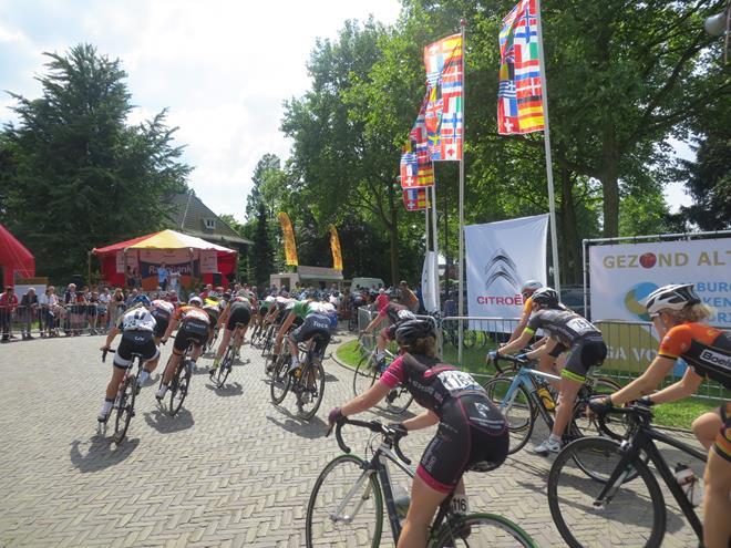 Warm aanbevolen. Olympisch en meervoudig wereldkampioene Marianne Vos: Ik ben trots op de Stichting Wielerevenementen Aalburg.