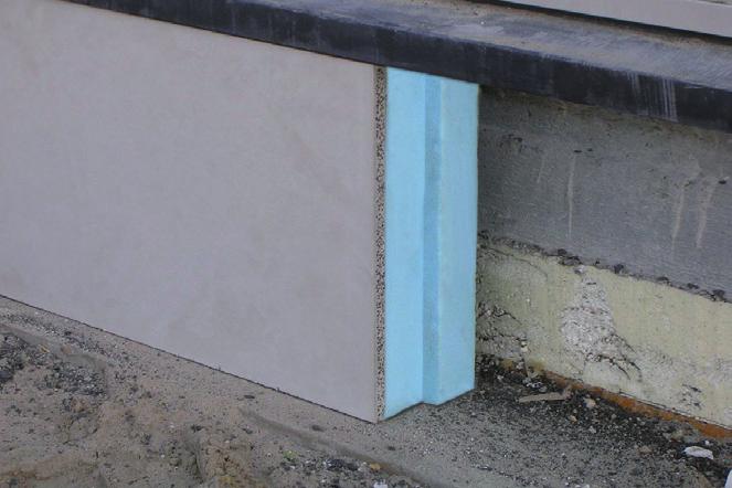 Styrock producten De Styrock producten staan voor een arbeidsvriendelijke gevelafwerking ter hoogte van het maaiveld. Styrock combineert de beste isolatiewaarden met het strakke uiterlijk van beton.