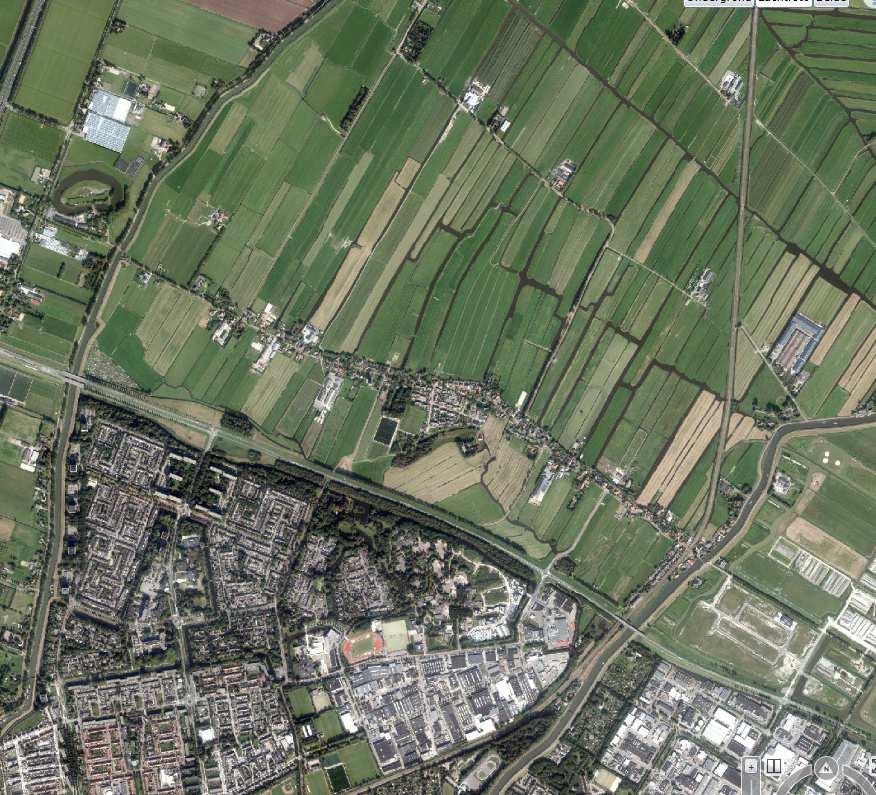 2. Het plangebied 2.1 Situering Het plangebied ligt in het buitengebied tussen de bebouwing van Kwadijk en Purmerend. Het totale plangebied is 7,5 hectare groot.