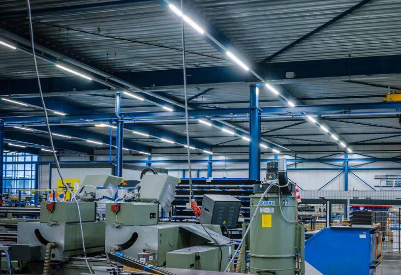 Trunking system LED-LICHTLIJNEN VOOR PRODUCTIE- HALLEN, LOODSEN EN