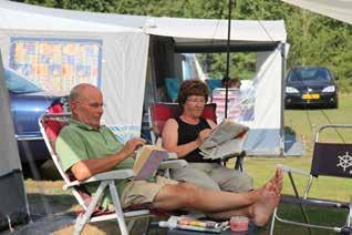 VAKANTIEPARK HUNZEDAL SYMBOOLVERKLARING / SYMBOLERKLÄRUNG CAMPING / CAMPINGPLATZ Borger, Drenthe Levendig / Lebhaft Recreatieplas met strand en Rustig / Ruhig zwemparadijs met buitenbad Aan de