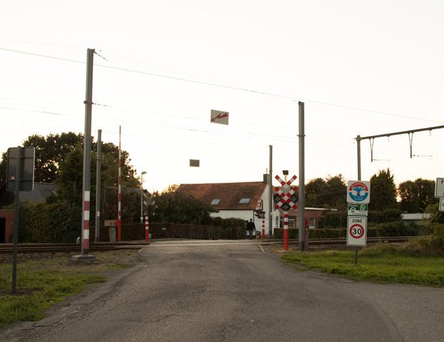 EEN VERNIEUWDE OMGEVING Voor het toekomstige uitzicht van Heikant is de omgeving van het station erg belangrijk. Die omgeving moet helemaal heraangelegd worden.