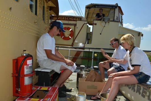 Kaderdag 2013 Werkgroep 12 Logistieke dienst De werkgroep logistieke Dienst was er al vrij snel over eens dat dit dienstvak het ondergeschoven kindje is ten opzichte van de andere dienstvakken aan