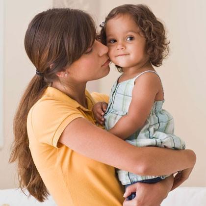 Samen zorgen voor uw kind Een dreumes (1-2 jaar) bij Zazou Als een kind naar Zazou komt, wordt de wereld een beetje groter. Wij beseffen dat dit best een verandering is.