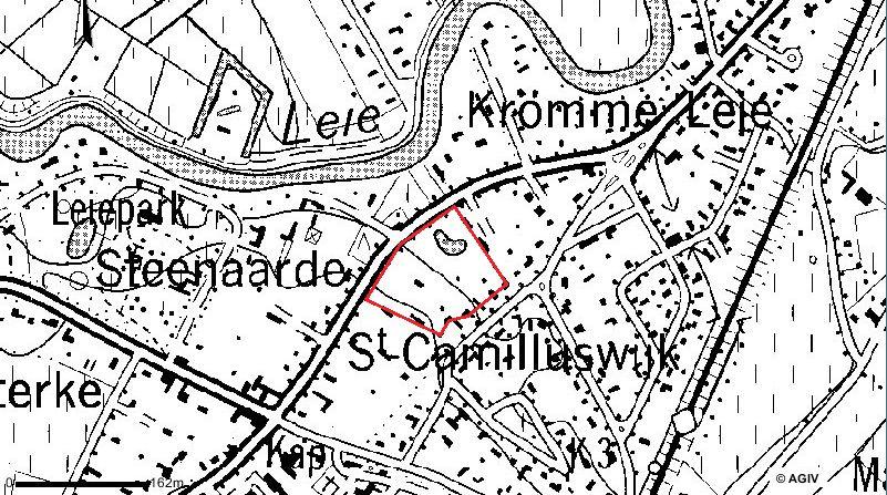 3 Beschrijving referentiesituatie 3.1 Landschappelijke context 3.1.1 Topografie Op de topografische kaart is het gebied gelegen op circa 10 m TAW (Fig. 4).