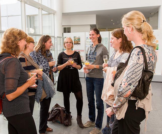 Of zoals Marc De Rijck, de voorzitter van IKORN het in zijn toespraak verwoordde: En net zoals wij nu muren