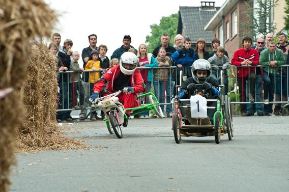 08/10 Uitslaapvergadering Vandaag trekt de leiding er op uit, wij houden met de ganse leidingsploeg een teambuilding. 15/10 Alles op wieltjes 09.30-12.