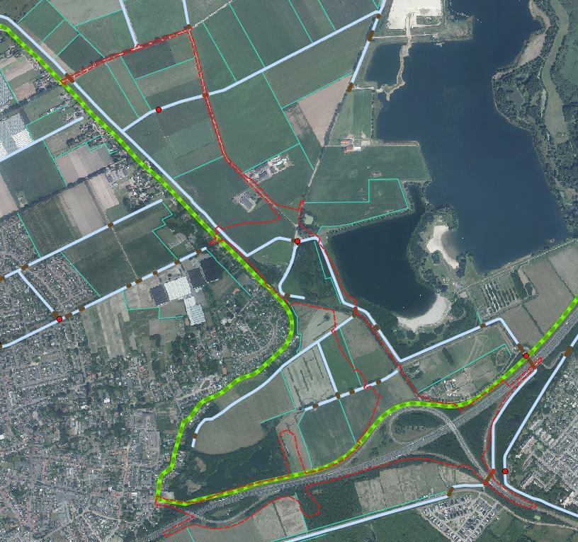 4.7 Waterveiligheid Aan de oostzijde van Vlijmen ligt de Nieuwe Maasdijk, die is verbonden met de Aardappeldijk ten noorden van de A59, zie Figuur 4.10.