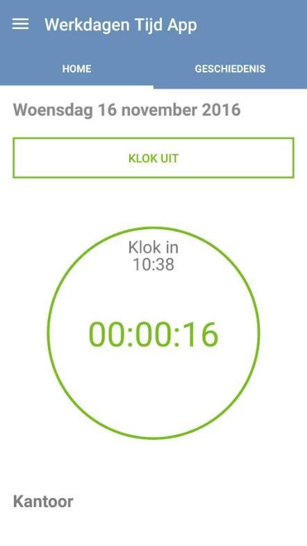 Nadat je bent ingeklokt Zodra het klokken is gestart, krijg je een melding dat je bent ingeklokt. Dan wordt er een groene timer getoond met de tijd die geklokt wordt voor deze activiteit.