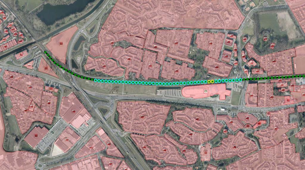 4.2.1 Figuren GR richting Bathmen Huidige situatie -4-5 frequentie (1/jaar) -6-7 -8-9 1 2 Aantal slachtoffers Oriëntatiew aarde Hoogste groepsrisico per km.