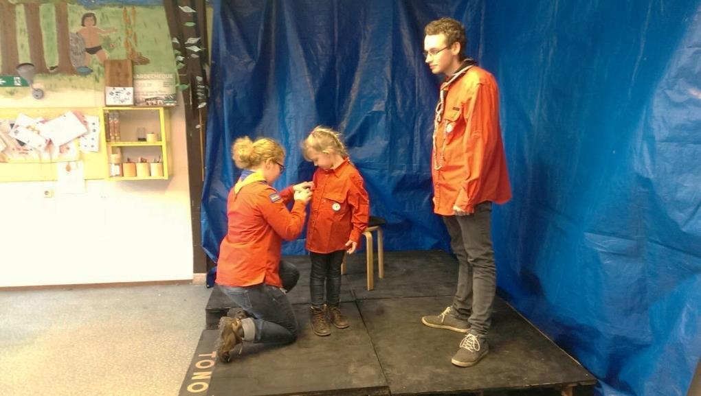 Jaarverslag 2017 Explorers winterweekend Daar stonden ze dan, in een erg koude januari, buiten voor het gebouw.