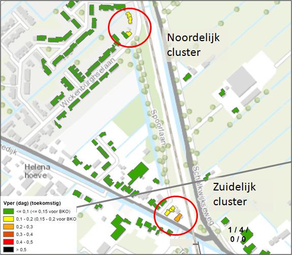 drietal woningen aan de Spoordijk en Wickenburgselaan. Het zuidelijke cluster betreft vier woningen: drie aan de Spoorlaan en één aan de Jonkheer Ramweg.