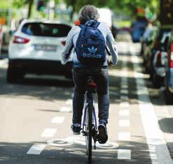 Leegstand op straatniveau kan worden omgevormd tot fietsparking FIETSLOKALEN IN GEBOUWEN In januari 2017 werd een projectoproep gelanceerd om fietslokalen binnen gebouwen uit te rusten en te beheren.