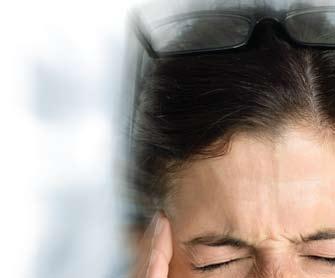 Clusterhoofdpijn Clusterhoofdpijn is een neurologische aandoening waarbij extreme pijn aan één kant van het hoofd voorkomt.