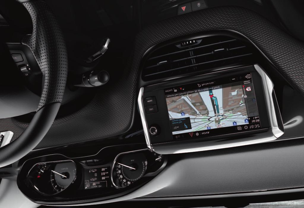 traffic. Dankzij de Mirror Screenfunctie kunt u gebruik maken van apps die compatibel zijn met Apple CarPlay TM, MirrorLink of Android Auto*.