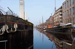 Waterland Leeuwarden is een belangrijk knooppunt van waterwegen en heeft altijd een prominente plaats ingenomen in de binnenvaart.
