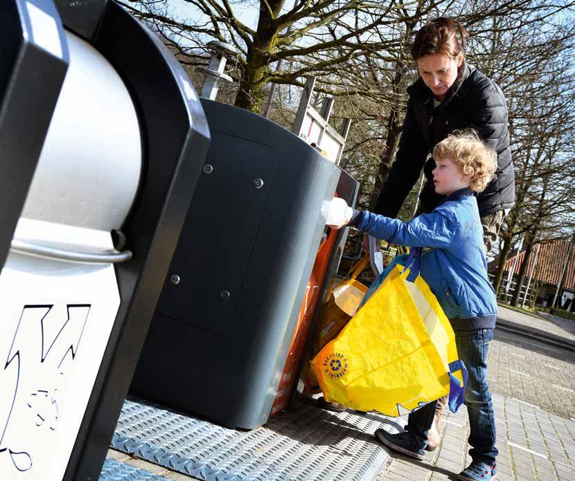 Naar een circulaire economie Samen op weg naar een afvalloos Twente in 23. Ook in de gemeente wordt hard gewerkt aan de doelstelling om in 23 nog maar kg restafval per inwoner per jaar te registreren.