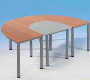 HOEFIJZER & HALF OVALE TAFELS Deze halve ovale tafel past perfect in het midden van de hoefijzertafel.