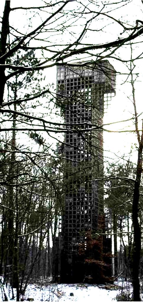 De Historie Luchtwachttoren door Gerard Seubers Een luchtwachttoren was in de jaren 50 en 60 van de 20e eeuw een uitkijkpost die in Nederland door het Korps Luchtwachtdienst (KLD) werd gebruikt voor