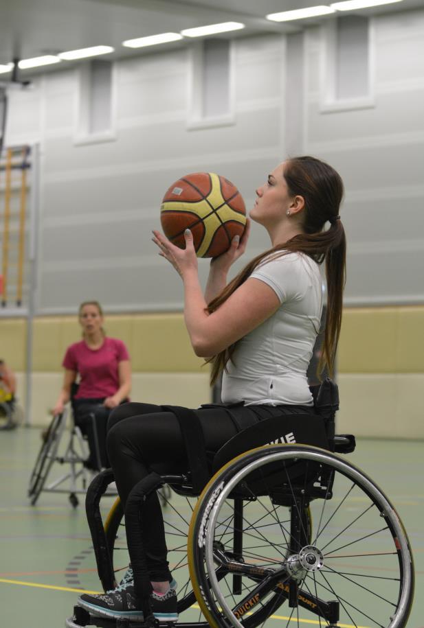 Buurtsportcoaches zijn vooral trots op het bereiken van inclusiviteit: Wat ik wel cool vind, was toen een badmintonvereniging naar ons [buurtsportcoaches, red.] toe kwam.