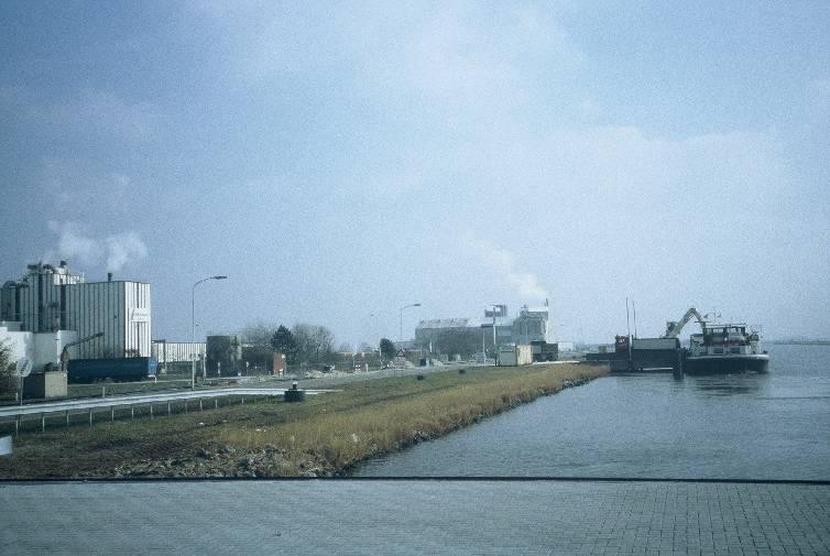 Er moet wel voor gezorgd worden dat Groningen Seaports dit momentum niet verliest. De afstemming tussen verschillende overheden is voor verbetering vatbaar.