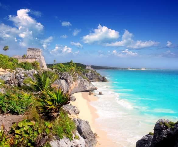 Na de rondreis kan je heerlijk ontspannen in het luxueuze hotel Riu Yucatan*****.