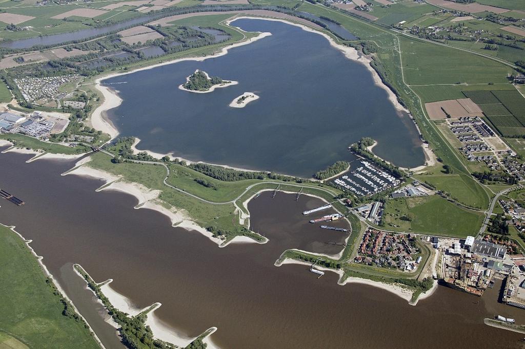 nog zichtbaar zijn. De oude geul en waarden zijn in de 20 e eeuw verdwenen door omvangrijke kleien zandwinning, waardoor onder meer de Bijlandplas is ontstaan.