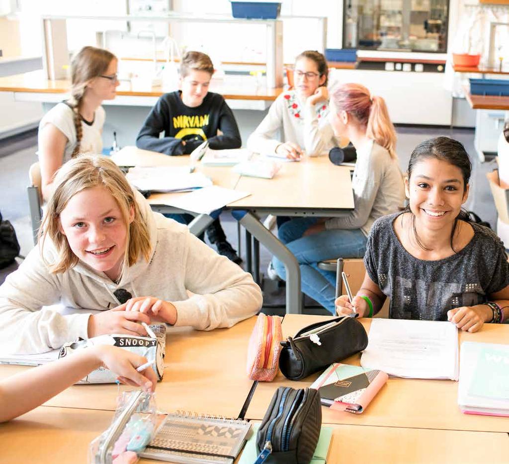 6 Het Stedelijk Gymnasium Nijmegen is een kweekvijver van talent. Er gebeurt van alles bij ons op school: lessen, debatwedstrijden, sportdagen, excursies Te veel om op te noemen.