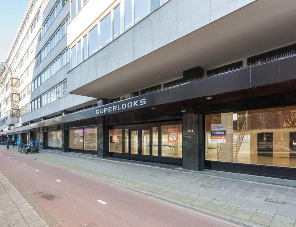 Westblaak 101 te Rotterdam Twee Winkelruimten ca. 260 m² bg, alsmede ca.