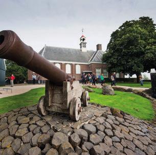 We voeren het door de raad genomen besluit uit en maken afspraken met Flevolandschap en de provincie Flevoland onder de gestelde voorwaarden.