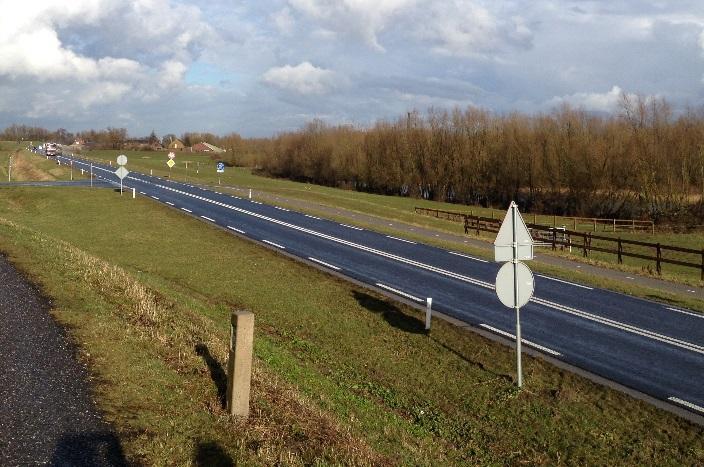 Figuur 16: Beoogd in/uittredepunt variant 1, 2 en 3 oostzijde kanaal Te zien is het