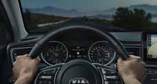 behulp van een camera en radarsensoren regelt de Adaptieve spiegel als er een voertuig in de dodehoek rijdt. Zo helpt de cruise control de snelheid én de volgafstand tot je voorliggers.