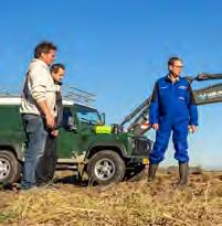 Vrijwillige weide- & akkervogelbescherming in Noord-Brabant 350 Aantal broedparen 300 250 200 150 100 50 kluut zomertaling slobeend watersnip kleine plevier tureluur wulp grutto 0 2010 2011 2012 2013