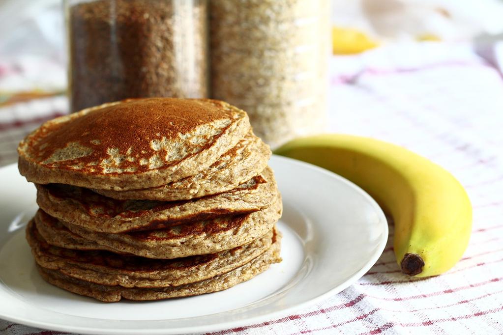 Havermoutpannenkoekjes Een lekker en gezond begin van de dag! Ook een ideaal recept om je overrijpe banaan in te verwerken. Leuke verrassing bij het ontbijt of als 10-uurtje!