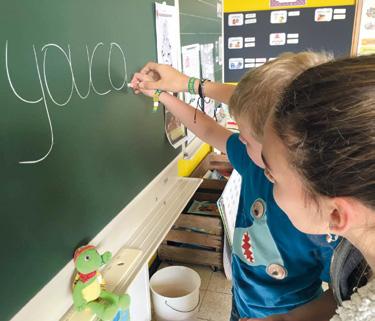 De klassieke schoolpolis dekt dan de belangrijkste risico s en YOUCA vzw gaat nog een extra verzekering aan voor schade aan toevertrouwde goederen.