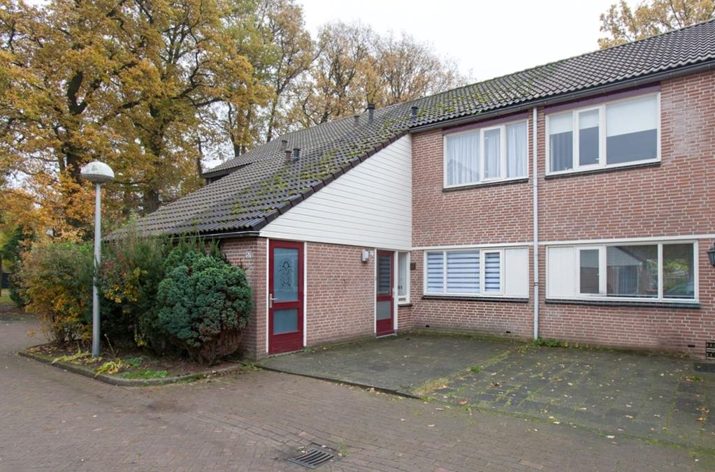 de Klauwier 57 7591 JR Denekamp Inleiding Op zoek naar een leuke (starters)woning waar je direct in kunt? Dan is dit iets voor jou!