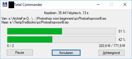 3.3.7 Onderbreken van opdrachten Tijdens het kopiëren, verplaatsen of wissen van bestanden wordt een voortgangsvenster weergegeven. Met de knop Annuleren kunnen we de opdracht onderbreken.