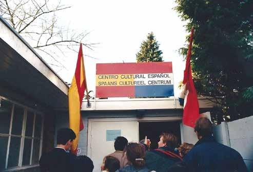 Rel rond Lino Calle Doelwit van de protesten in Nederland tegen het Franco-bewind waren met name de Spaanse ambassade in Den Haag en het consulaat in Amsterdam.