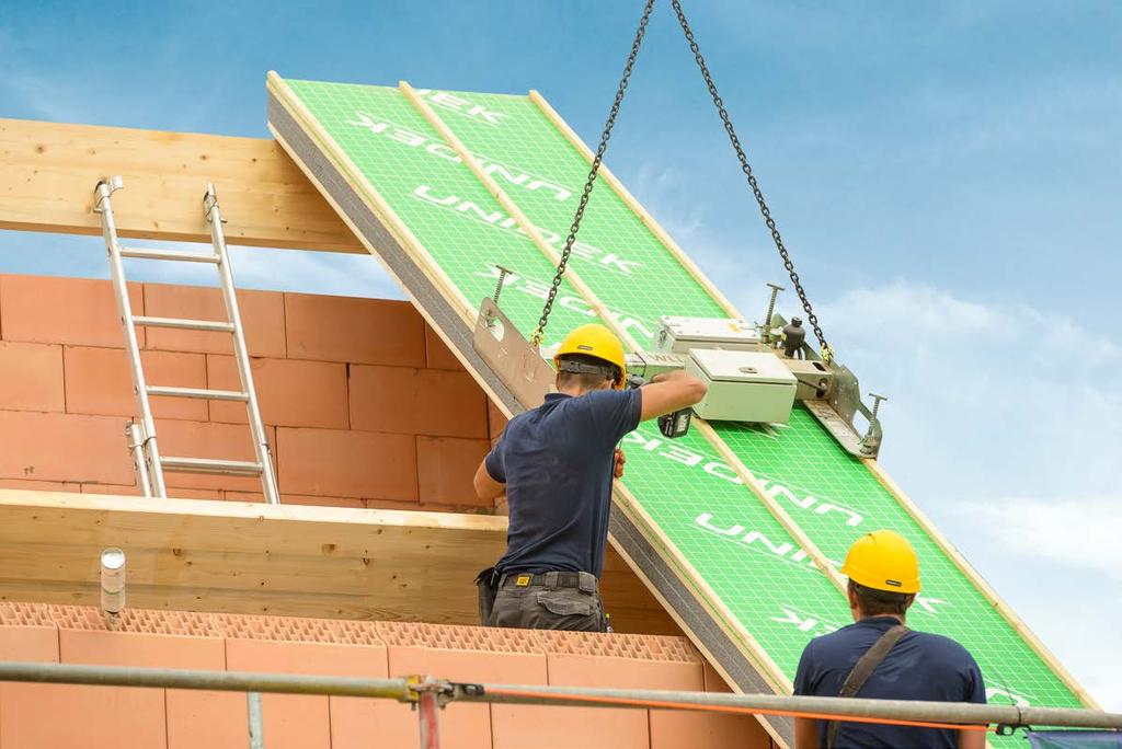 COMFORT Meer comfort Verhoogd akoestisch comfort Vrije keuze in binnenafwerking Duurzaam isoleren tot en met passiefhuis STERKER Sterker dakelement Zelfdragend