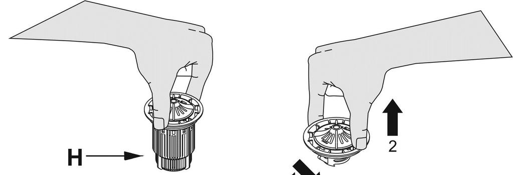 SCHOONMAKEN VAN DE FILTERGROEP Het verdient aanbeveling om regelmatig het centrale filter schoon te maken.