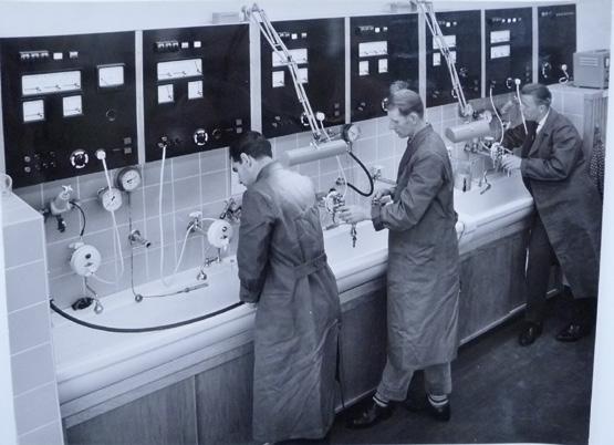 65 jaar technologische ervaring Tegenwoordig Sinds 1951 Made in Germany In 1951 begon Claus-Holmer Gerdes met de verkoop van kleine doorstroomverwarmers.