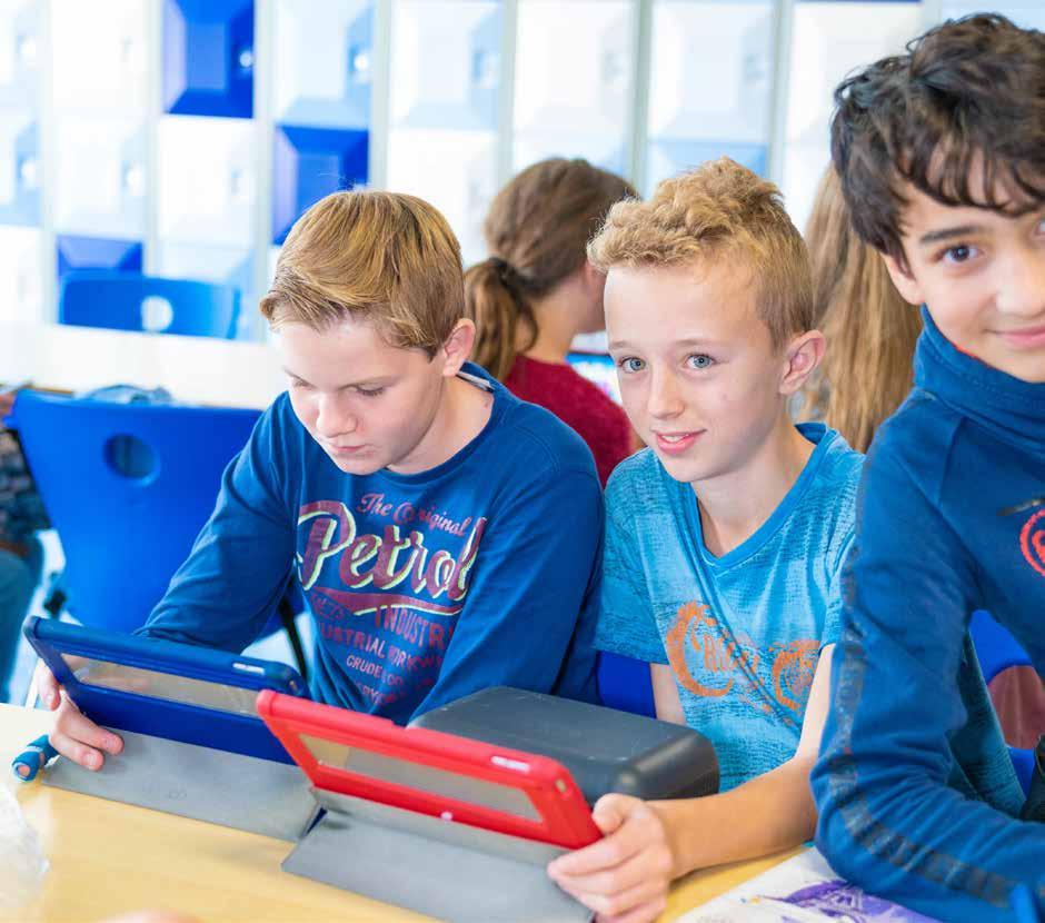 havo Op de havo krijg je ook... Werken met de Ipad & 21st century skills In de klas gebruiken we ipads als aanvulling op de boeken. Vanaf de brugklas werk je met je eigen ipad.