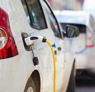 PERSONEEL Denk aan de bijtelling voor de auto van de zaak Voor het privégebruik van een auto van de zaak moet een bijtelling bij het loon van de werknemer worden gedaan.