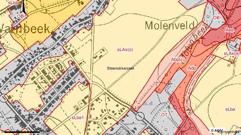 1.3.3 Bodemeenheden rond de site en hun eigenschappen Het projectgebied ligt op een slax(o) bodem.