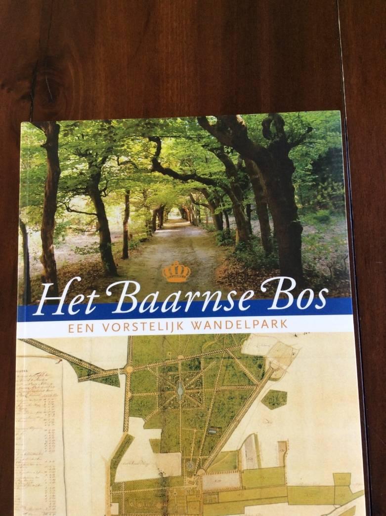 In 1758 kwam de buitenplaats in het bezit van de Koninklijke familie, als overbos van Paleis Soestdijk. Generaties Oranjes wandelden over de lanen, langs vijvers en door de romantische berceau.