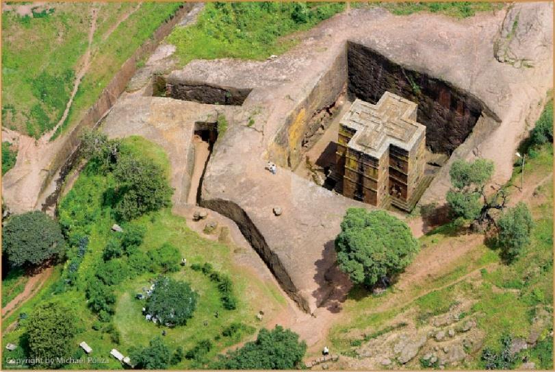 Het geheel werd gebouwd onder Koning Lalibela en wordt het 8 wervelwonder genoemd. Wat we hier zien is moeilijk te begrijpen en wordt terecht het 8e Wereldwonder genoemd.