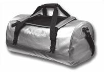 De softbag met zijn waterdichte hoofdvak van robuust nylon is met een praktische sluiting op zowel bagagerek als duozitplaats te bevestigen.