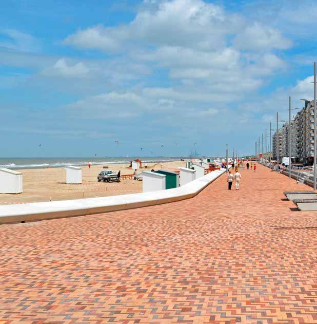 58 Water in goede banen Zeeheldenplein Een bijzonder goed voorbeeld van een geïntegreerde maatregel is de renovatie van het Zeeheldenplein in Oostende, dat